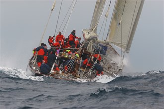 Velsheda pendant les Voiles de St Tropez 2005