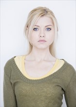 Portrait of woman wearing sweater. Date : 2007