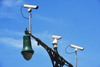 Security cameras on lamp post. Date : 2007