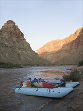 White water raft moored on river’s edge, Colorado River, Moab, Utah, United States. Date : 2007