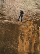 Man canyon rappelling. Date : 2007