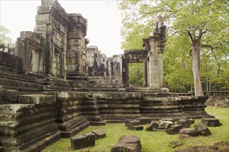 Ancient Temple Angkor Thom Angkor Wat Baphuon Cambodia Khmer. Date : 2006