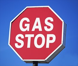 gas stop sign. Date : 2008