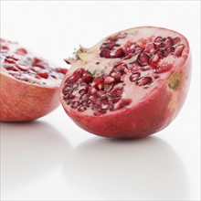 Close up of cut pomegranate. Date : 2008