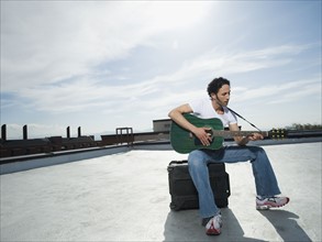 Man playing guitar. Date : 2008