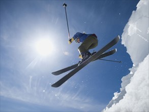 Woman on skis in air. Date : 2008