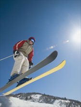 Man on skis in air. Date : 2008