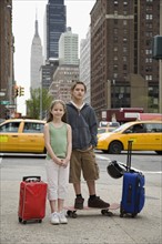 Young travelers in city. Date : 2008
