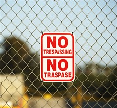 No trespassing sign. Photographe : fotog