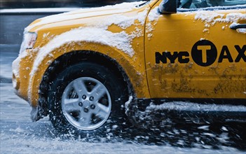 Taxi, New York City, New York, USA. Photographe : Daniel Grill