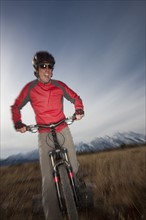Mountain biker. Photographer: Dan Bannister