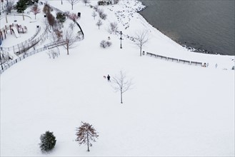 Park in winter. Photographer: fotog