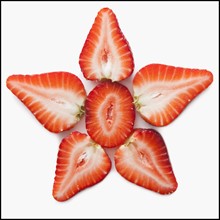 Strawberries in the shape of a star. Photographe : Mike Kemp