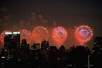 Fireworks over New York City skyline. Photo. fotog