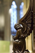 Angel statue in cathedral. Photo : Antonio M. Rosario