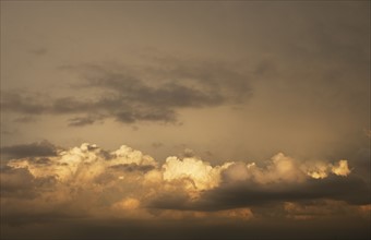 USA, South Dakota, Badlands National Park, Clouds at sunset.