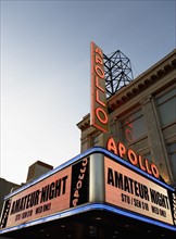 SA, New York State, New York City, Harlem, Apollo Theater marquee. Photo : fotog