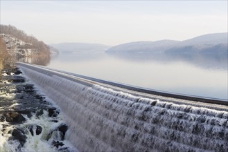 USA, New York State, Croton on Hudson, Hydroelectric power generation. Photo : fotog