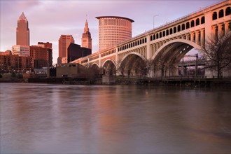 Cleveland, USA, Ohio Cleveland, cityscape with arch bridge. Photo : Henryk Sadura