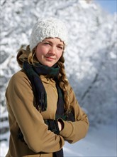 USA, Colorado, portrait of young woman in winter clothing. Photo : John Kelly