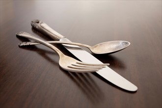Studio shot of cutlery. Photo : Winslow Productions