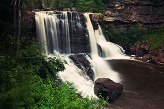 USA, West Virginia, Blackwater Falls State Park, Scenic view of Blackwater Falls. Photo: Henryk