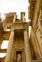 Turkey, Ephesus, ruins of Celsus Library. Photo : Tetra Images