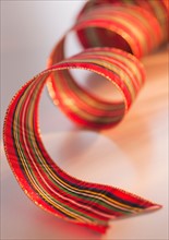 Close-up of christmas ribbon. Photo : Daniel Grill