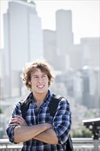 USA, Washington, Seattle, Young man sightseeing. Photo: Take A Pix Media