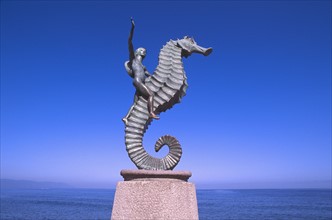 Mexico, Jalisco, Puerto Vallarta, The Seahorse sculpture. Photo : DKAR Images