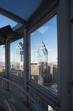 USA, Pennsylvania, Philadelphia, view through window on skyscrapers. Photo : fotog