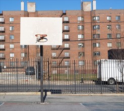 USA, New York State, New York City, basketball playground. Photo : fotog