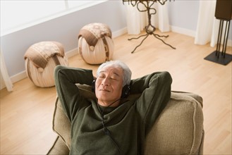 Portrait of retired man. Photo : Rob Lewine