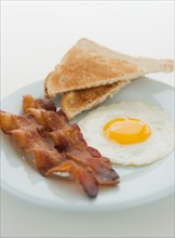 Close up of English breakfast, studio shot. Photo : Jamie Grill