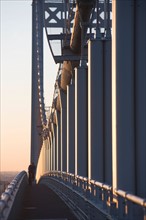 USA, New York, New York City. Bridge support. Photo : fotog