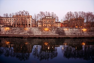 Italy, Rome. View over Tiber River in early morning. Photo : Henryk Sadura