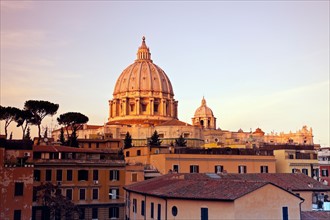 Italy, Vatican City . St. Peter's Basilica? in early morning. Photo : Henryk Sadura
