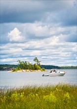 USA, Ontario, Georgian Bay. Recreational boat on water. Photo : Elena Elisseeva