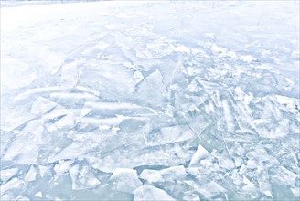 Close-up of broken ice. Photo: DKAR Images