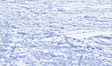 Close-up of broken ice. Photo: DKAR Images