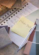 Notebook and color samples. Photo : Daniel Grill