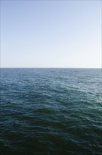 horizon over sea. Photo: Tetra Images