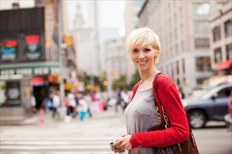 Portrait of woman on street. Photo : Jessica Peterson