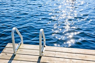 Parry Sound, Empty ladder leading to water