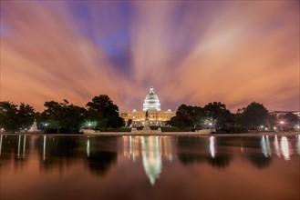 Capitol Building at sunrise. Photo: Henryk Sadura
