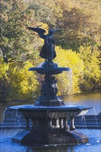 Bethesda Fountain in Central Park. USA, New York State, New York City.
Photo : fotog
