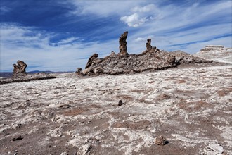 Rock formations. Chile, Antofagasta Region, Atacama Desert, Valle de la Luna.
Photo : Henryk