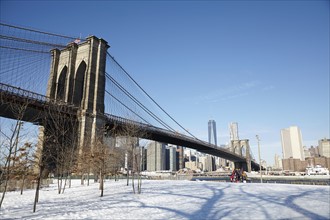 Brooklyn Bridge and cityscape in winter