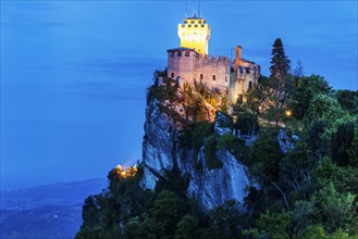 Cesta Tower on cliff at night