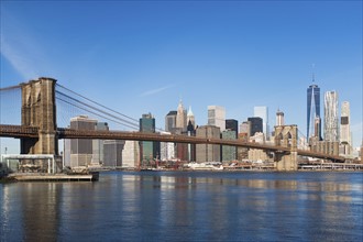 USA, New York State, New York City, Manhattan, City panorama with Brooklyn Bridge